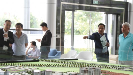 Có Nên Mua Nhà Khi Dự Án Mở Bán Đợt Đầu Tiên? Lợi Ích, Rủi Ro Và Lời Khuyên