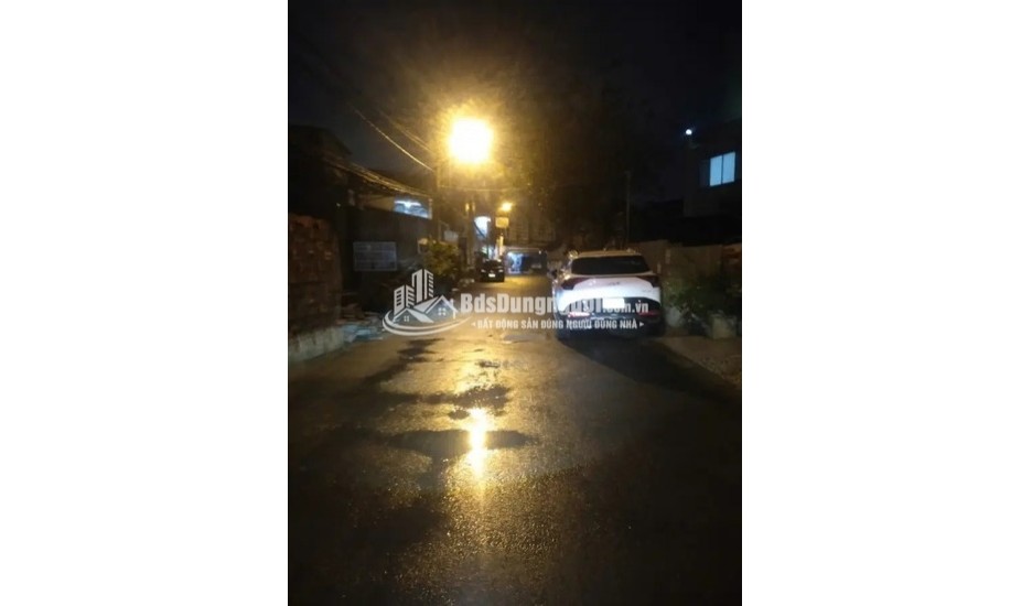 BÁN NHÀ VI BẰNG 28,7m2 HẺM XE HƠI QUAY ĐẦU PHÁP LÝ CHUẨN, NHÀ 2 TẦNG 2 PHÒNG NGỦ, 2 WC