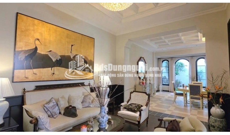 BÁN BIỆT THỰ PHƯỜNG TÂN ĐỊNH, QUẬN 1 CŨ, TP HỒ CHÍ MINH 185 TỶ TẶNG NỘI THẤT SANG XỊN MỊN