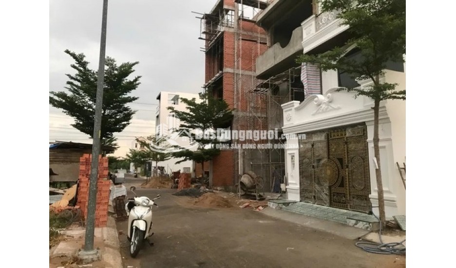 BÁN NHÀ 1 TRỆT 4 LẦU MỚI XÂY KDC 5X16M2 300M RA ĐƯỜNG LÊ VĂN LƯƠNG, 20 PHÚT VÔ TRUNG TÂM QUẬN 1