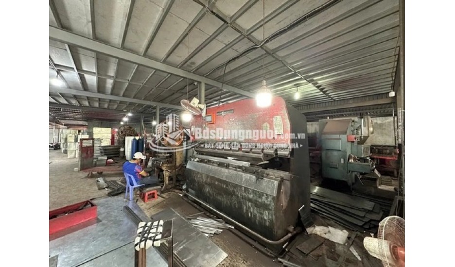 BÁN NHÀ XƯỞNG 476.5M2 HẺM 6M ĐƯỜNG ĐỔ BÊ TÔNG 25 TỶ