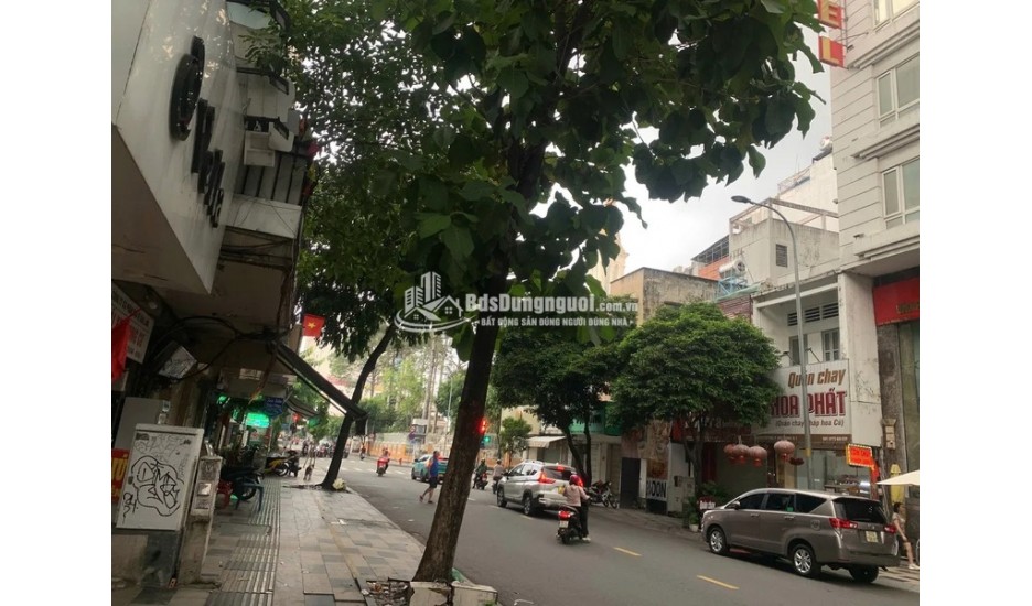 BÁN KHÁCH SẠN QUẬN 1 CŨ, 9 TẦNG + HẦM, TRỆT, LỬNG, SÂN THƯỢNG, TIỆN ÍCH ĐỦ ĐẦY