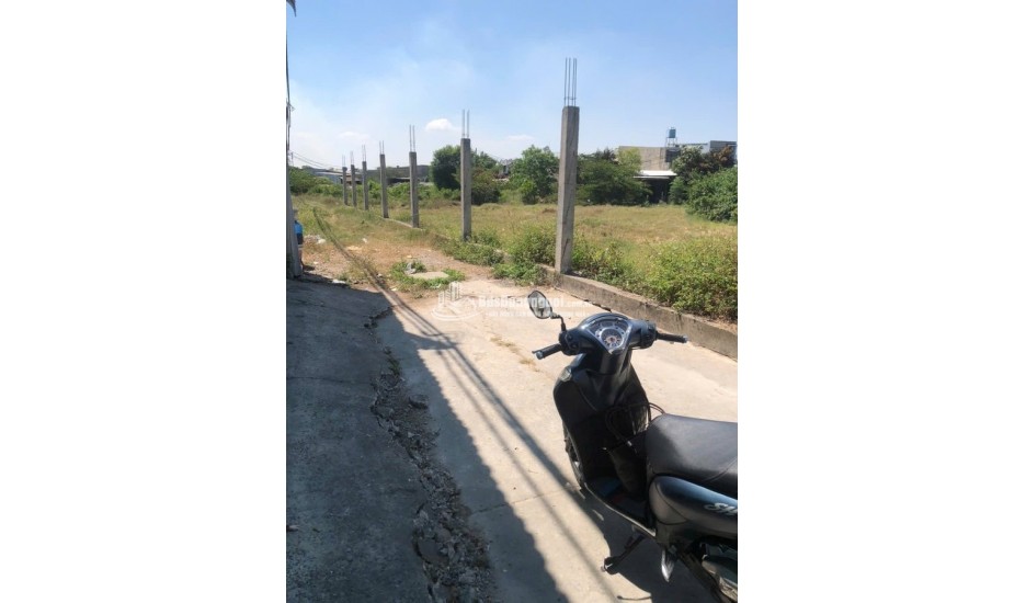 BÁN ĐẤT HẺM 5M ĐƯỜNG VÕ VĂN VÂN DT 1007M2 25X40