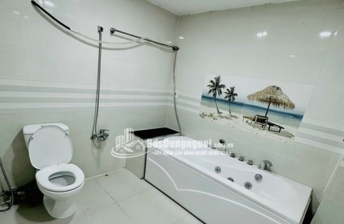 NHÀ XÃ PHONG PHÚ CŨ 102.5M2 ĐƯỢC GIÁ CHỦ BÁN LUÔN