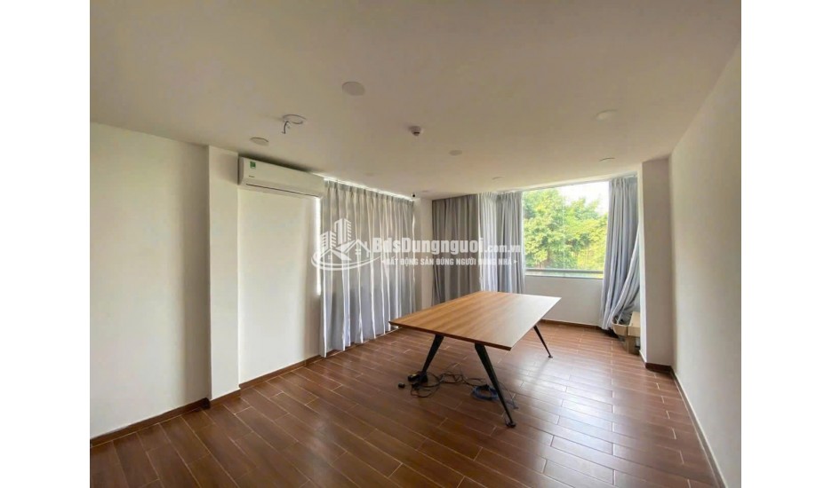 Nhà Phố Cho Thuê Nguyễn Thành Ý, Phường Đa Kao, Quận 1, Phường Tân Định